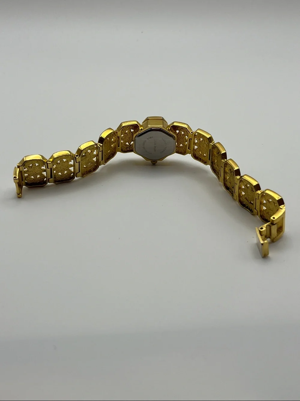 VTG Xanadu Gold Floral Link Bracelet Watch - with hidden face